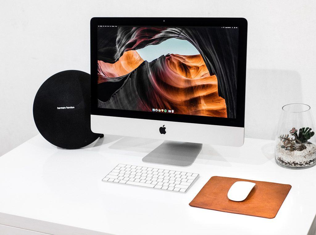 Apple desktop setup with modern workspace | Webface